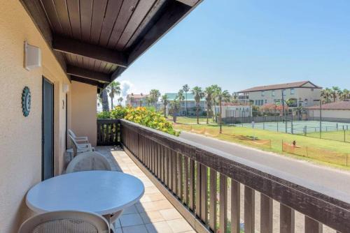 South Padre Island Apartment | Tiki 246