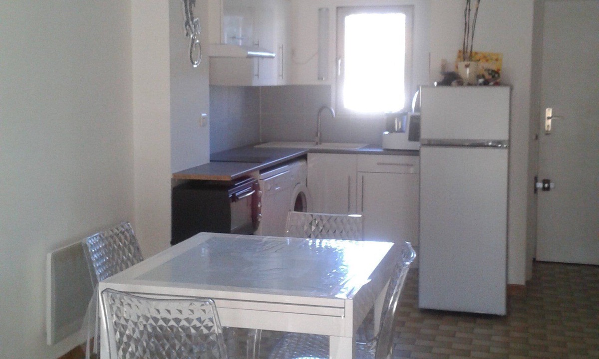Valras-Plage House | Valras-Plage, 2-bedroom vacation rental in a quiet neighborhood 300 meters from the beach