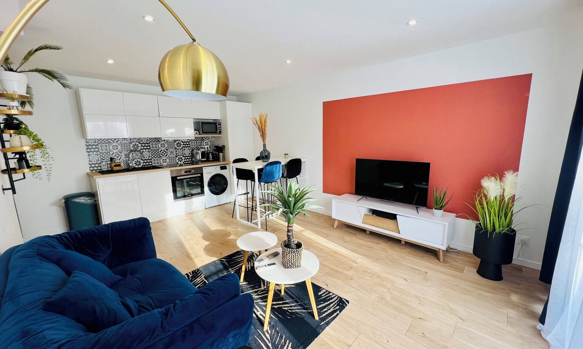Sainte-Therese Apartment | Warm, modern cocoon 5 minutes from the center