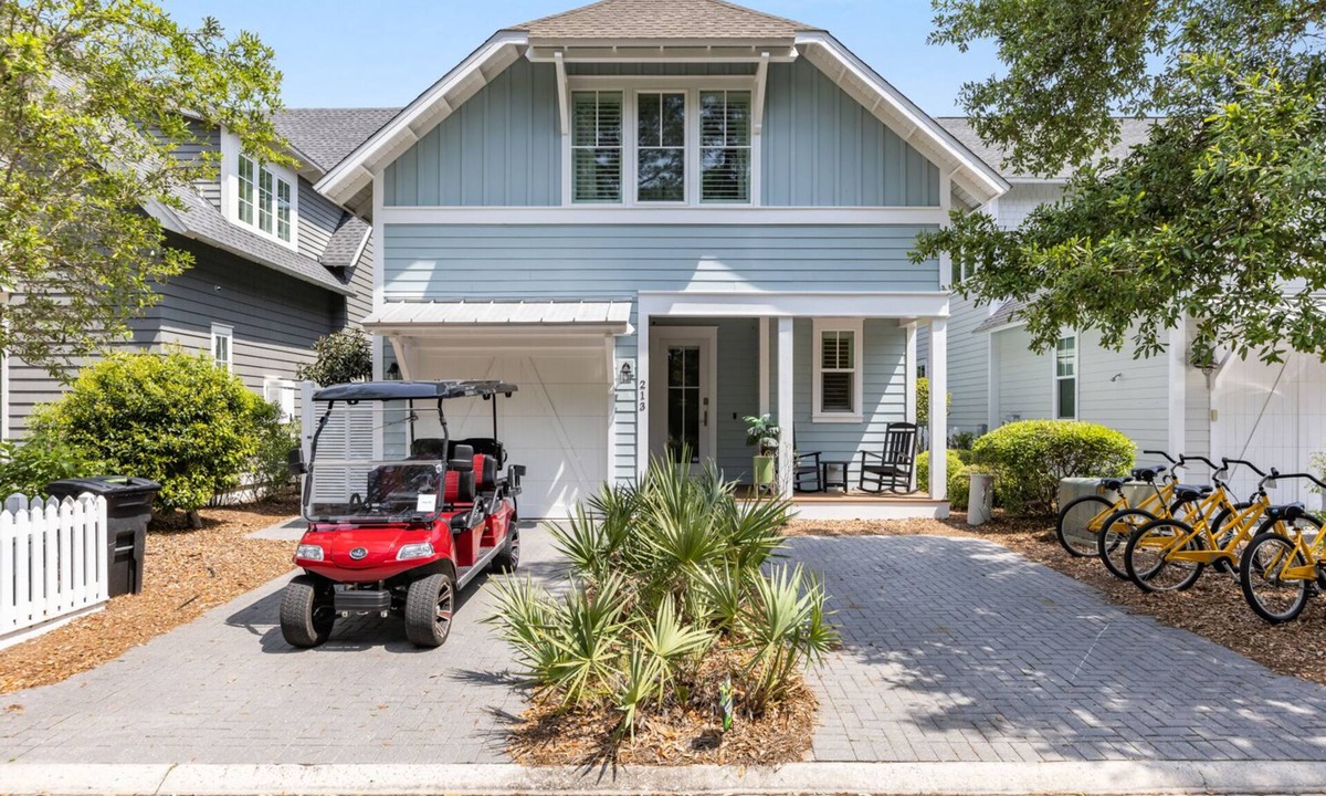 WaterSound West Beach House | Watersound West - Golf Cart - 4 Bikes - Pet Friendly
