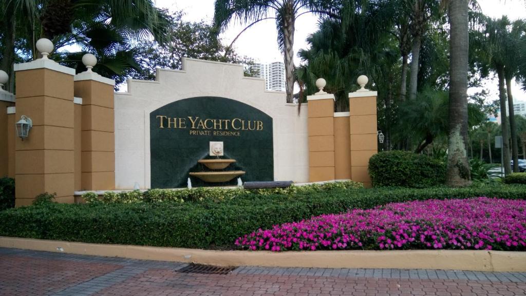 Aventura Apartment | Yacht Club At Aventura