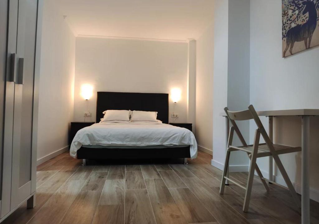 El Port House | Zhenyu Apartments