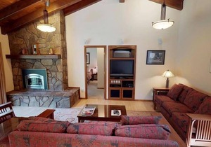 1 Goldfinch Lane | 5 BR / 5 BA, Sleeps 10