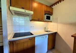 150m from shops, floor -3, balcony, tv, ski locker, 35m², Les Menuires