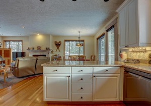 18 Hickory