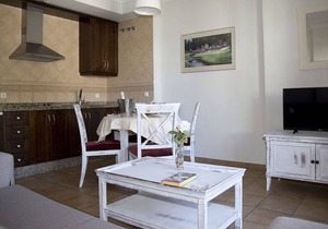 2 bedroom apartment with garden block 2 (Apartment 2)