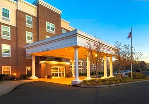2-Star Hotel ∙ Hampton Inn & Suites Yonkers