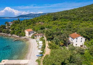 3 bedroom accommodation in Cres