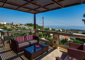 300 m² Villa ∙ 5 bedrooms ∙ 13 guests