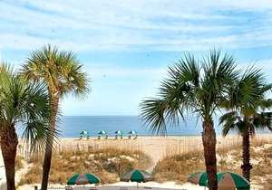 4-Star Hotel ∙ DeSoto Beach Hotel