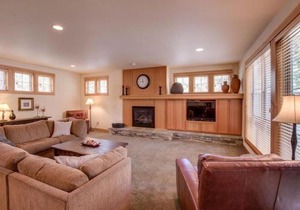 8 Fremont Crossing