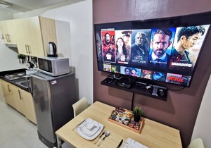 A homey space at the heart of Quezon City - Attached to one of the Biggest Malls