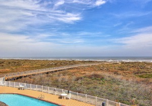 Amazingly updated 3 bedrm beachfront condo with community pool and beach access!