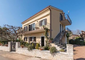 Apartment Complex Orzan Lovrecica