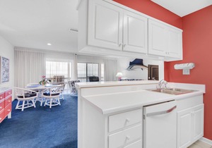 ☀️Beach Front-Pool + HotTub-Latitude 29 #10☀️
