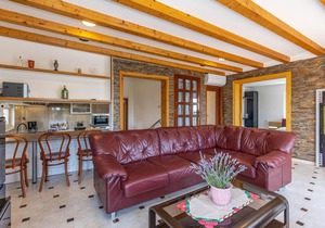 Beautiful home in Smrika with WiFi