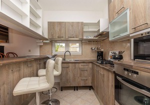 Beautiful home in Smrika with WiFi