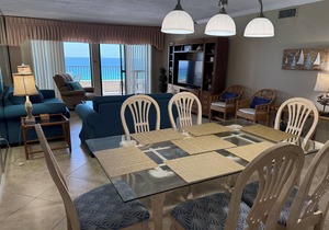 "Breakers East 703"~Gulf Front 2BR/2BA Beach setup included