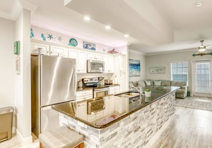 Bright Townhome Steps from the Sand W/Shared Pool, Ocean View & Private Balcony