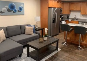 C-Beautiful Apartment/ Customed Luxury Design