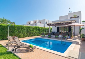 Casa Hector - Three Bedroom Villa, Sleeps 6