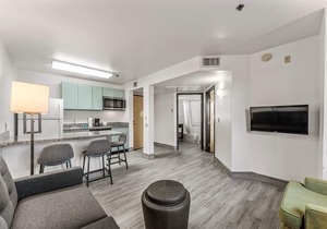 Chandler 1bd King Premium