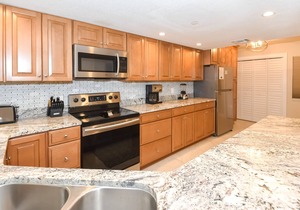Charming condo w/private balcony at a cozy, quiet resort!