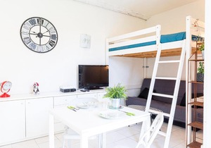 Chez Dominique - Studio 2-4pers centre Antibes Fourmilliere 1er