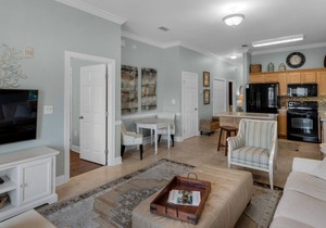 Coastal Condo for 6 w/Pool, 6 Mins to the Beach + Free Attraction Tickets!