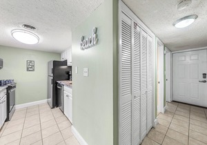 Coastal Cool Beachfront Condo with stunning ocean views! (313)