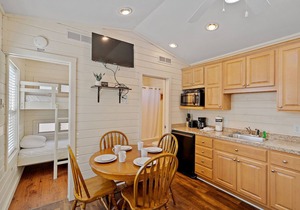Cozy Cottage at Lake George Campsites!