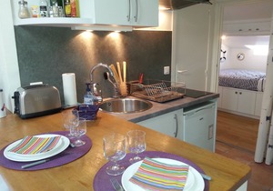 Cozy studio Cannes center, "Le Suquet", air conditioning, secure parking nearby!