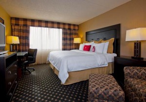 Crowne Plaza Indianapolis-Airport by IHG
