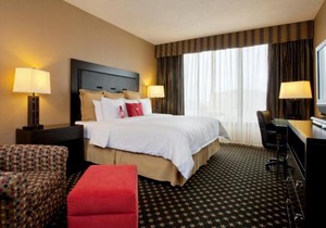 Crowne Plaza Indianapolis-Airport by IHG