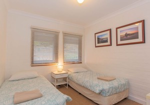 Dauphine - 1/23 Townsend Street