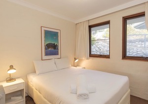 Dauphine - 3/23 Townsend Street