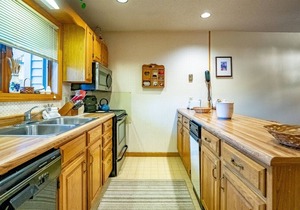 Deerfield Village 042