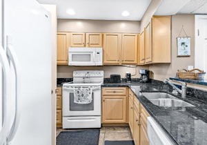 Edgewater Golf Villa #115