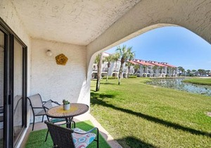 Edgewater Golf Villa 304