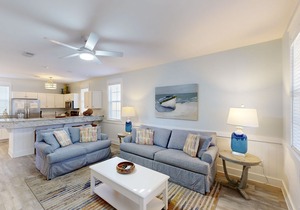 Family-Friendly Home with Shared Hot Tub - Beach Access 1 Mile Away