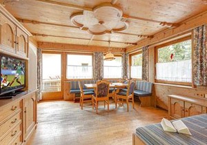 Ferienhaus 4-18 Pers.
