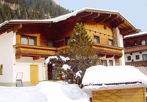 Ferienhaus 8-18 Pers.