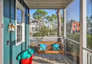 Gated, Dog Friendly, 3 Pools, Hot Tub, Screened Balcony!