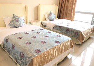 Grand Continental Apartment