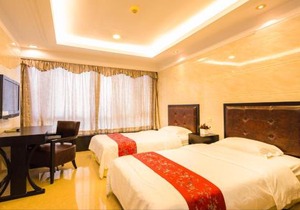 Grand Continental Apartment