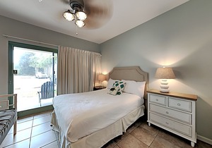 Ground Floor Studio Rental in Seacrest Beach – Pool & Easy Beach Access!