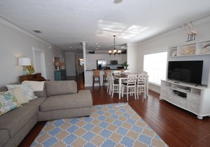 Gulf Breeze Condo #201- Private Boat Ramp! WiFi! NO DOCK THIS SCALLOP SEASON!