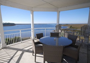 Gulf Breeze Condo #201- Private Boat Ramp! WiFi! NO DOCK THIS SCALLOP SEASON!