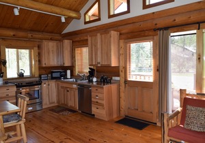 Happy Cabin: One Bedroom at Wolfridge Resort
