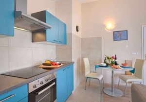 Holiday apartment with pool use and air conditioning